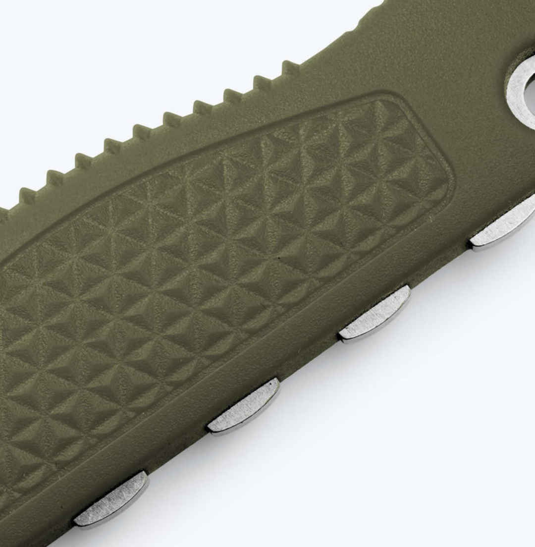 Benchmade Steep Country Dark Olive Santoprene Drop-Point Knife